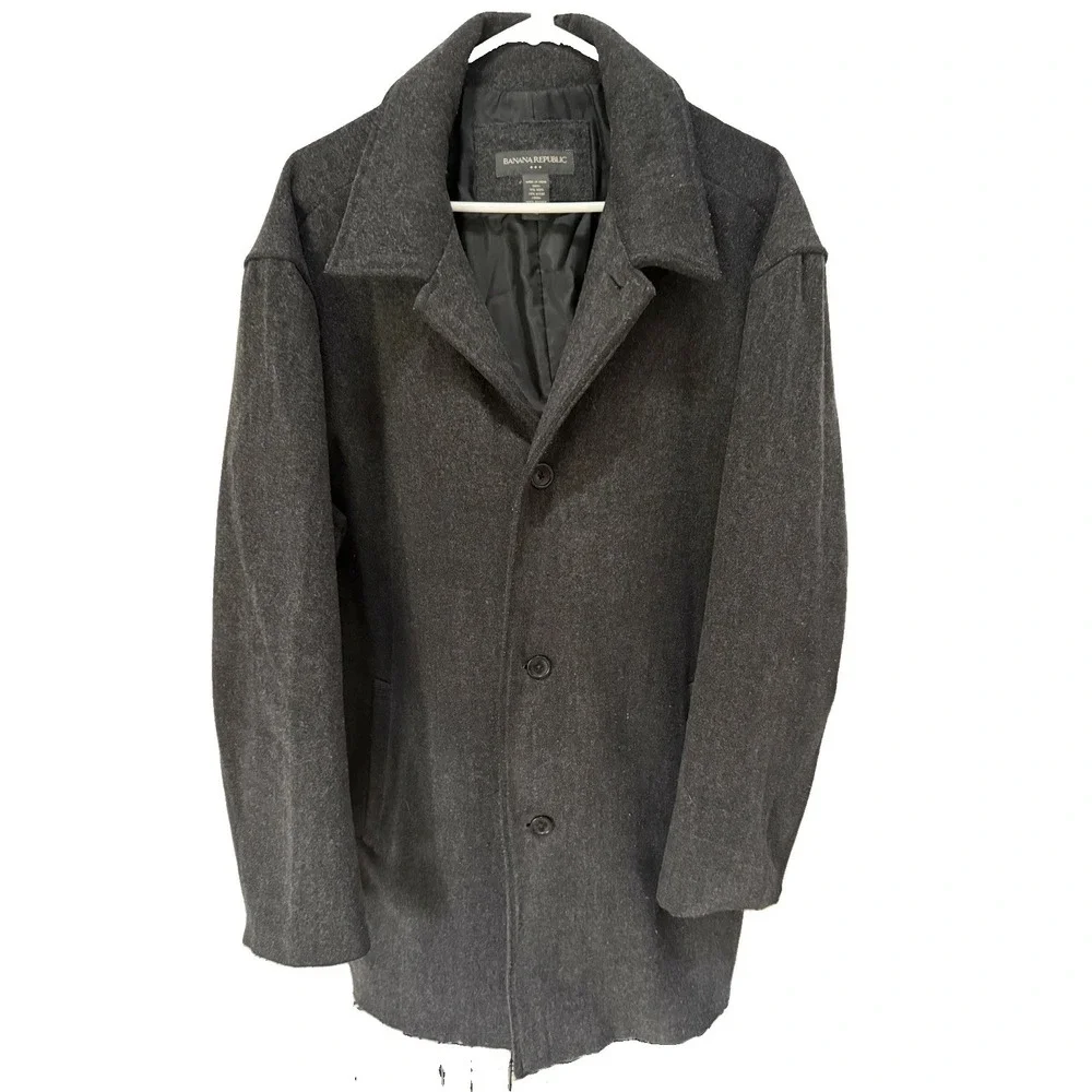 Banana Republic Men's Gray Wool Blend Overcoat XL Lined Pockets Button Mid